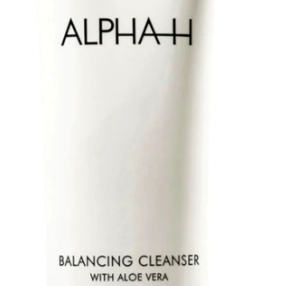 BRAND NEW ALPHA-H Balancing Cleanser with Vitamins Aloe Vera Gentle Formula - Picture 1 of 3